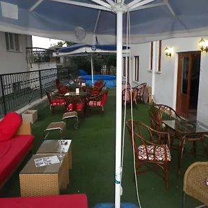 Otel Oez Mert **